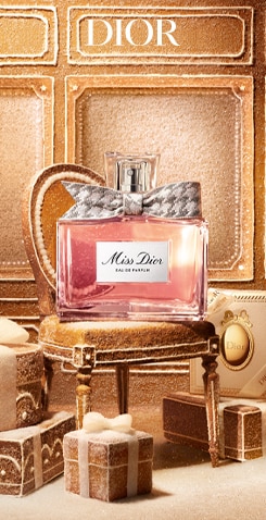 DIOR_XMAS_Marionnaud_Banner_1026_NavigationBanner_245x478px_1675944_01.jpg