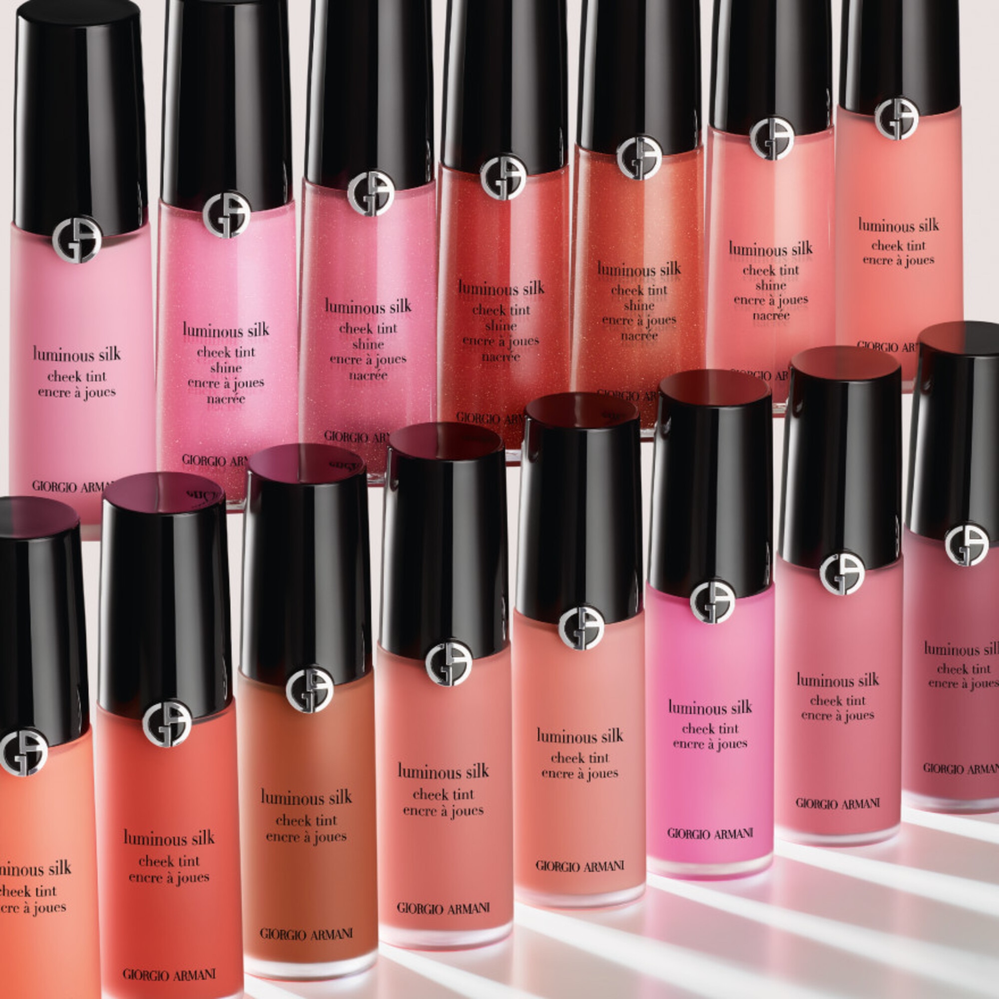 Armani LUMINOUS SILK CHEEK TINT Blush 1 of 8