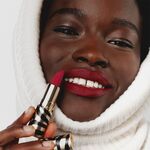  Sisley PHYTO ROUGE VELVET Samtig matter Lippenstift mit doppeltem Schutz  7 of 8 Samtig matter Lippenstift mit doppeltem Schutz