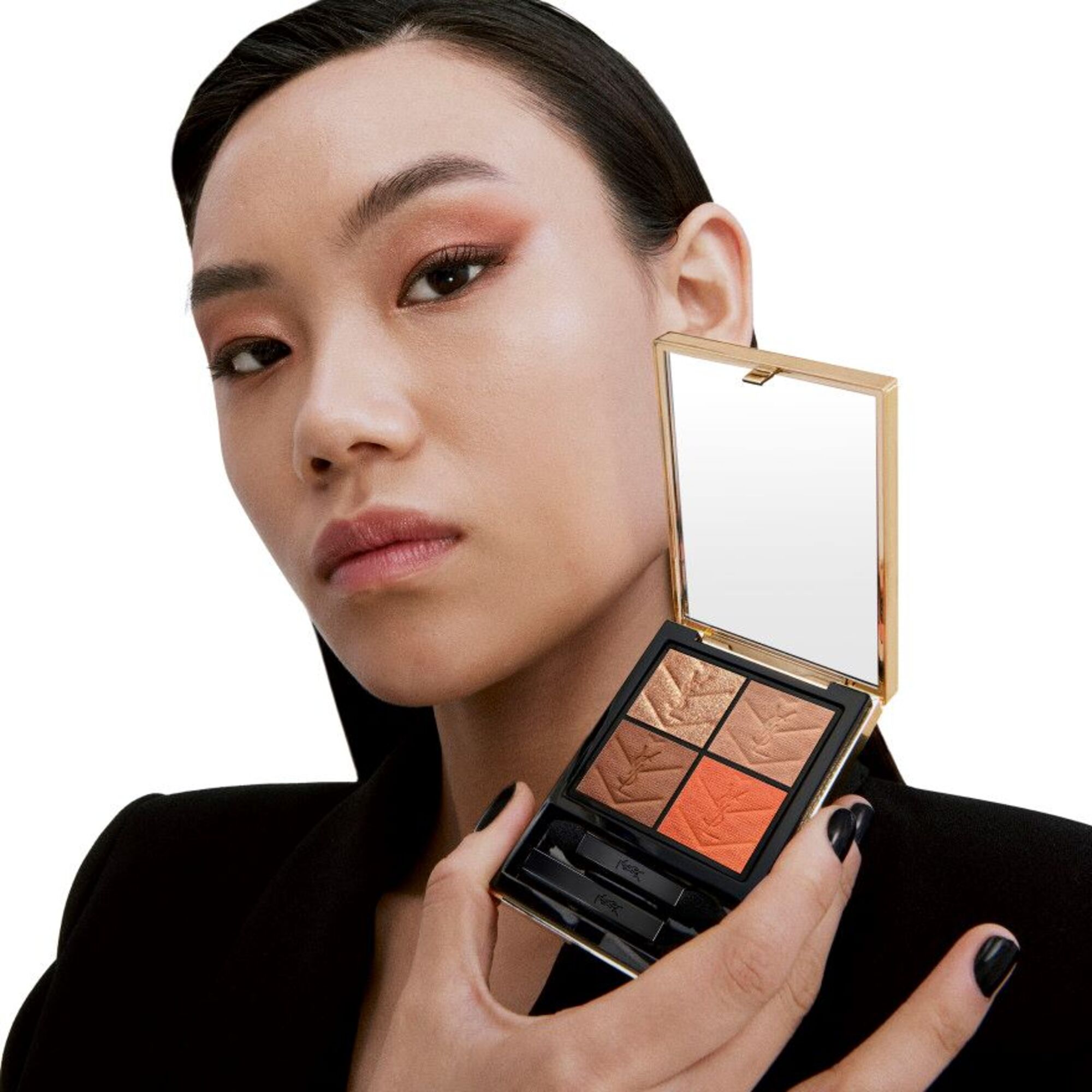 4 G Yves Saint Laurent COUTURE MINI CLUTCH Lidschattenpalette  1 of 3 