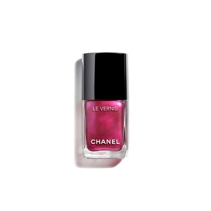  CHANEL CC LOOK XMAS NAGELLACK – FARBE UND GLANZ MIT LANGEM HALT  1 of 6 