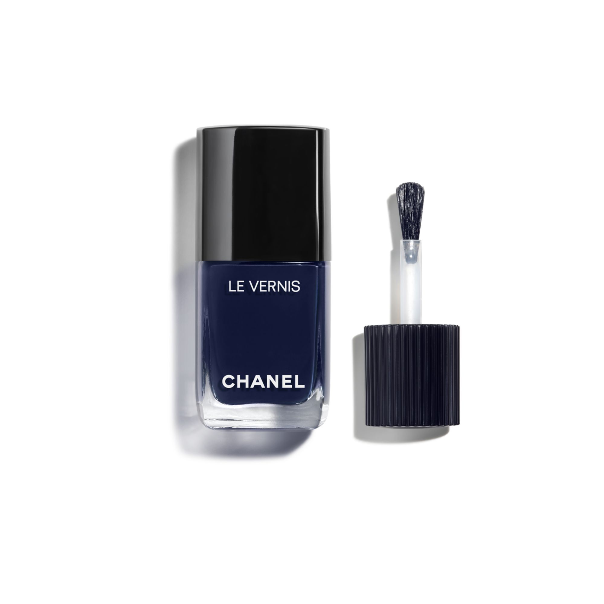 13 ML CHANEL LE VERNIS Nagellack mit langem Halt 1 of 3 Nagellack mit langem Halt