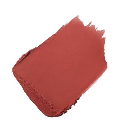 Mattierender Lippenstift mit hoher Farbintensität