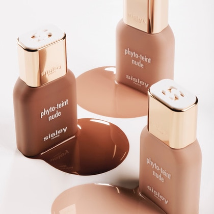 Ultra-leichte, pflegende Foundation