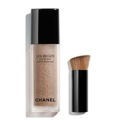  CHANEL LES BEIGES EAU DE TEINT Make-up mit Frischeeffekt  1 of 1 