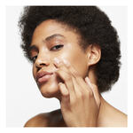 30 ML MAC STROBE DEWY SKIN TINT Getönte Feuchtigkeitscreme mit Perlmutteffekten 2 of 3 Getönte Feuchtigkeitscreme mit Perlmutteffekten