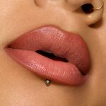  MAC LIPGLAZER LIPGLAZER  4 of 5 LIPGLAZER