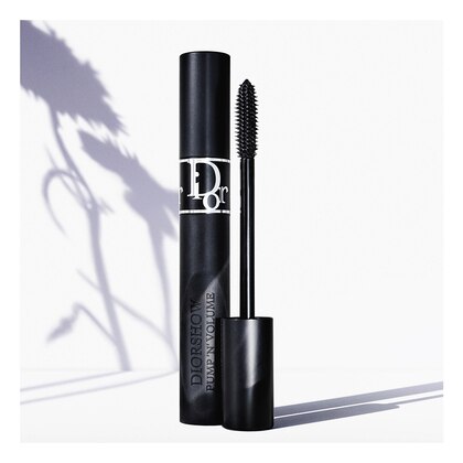 6 G Dior DIORSHOW PUMP'N VOLUME MASCARA Mascara  1 of 3 