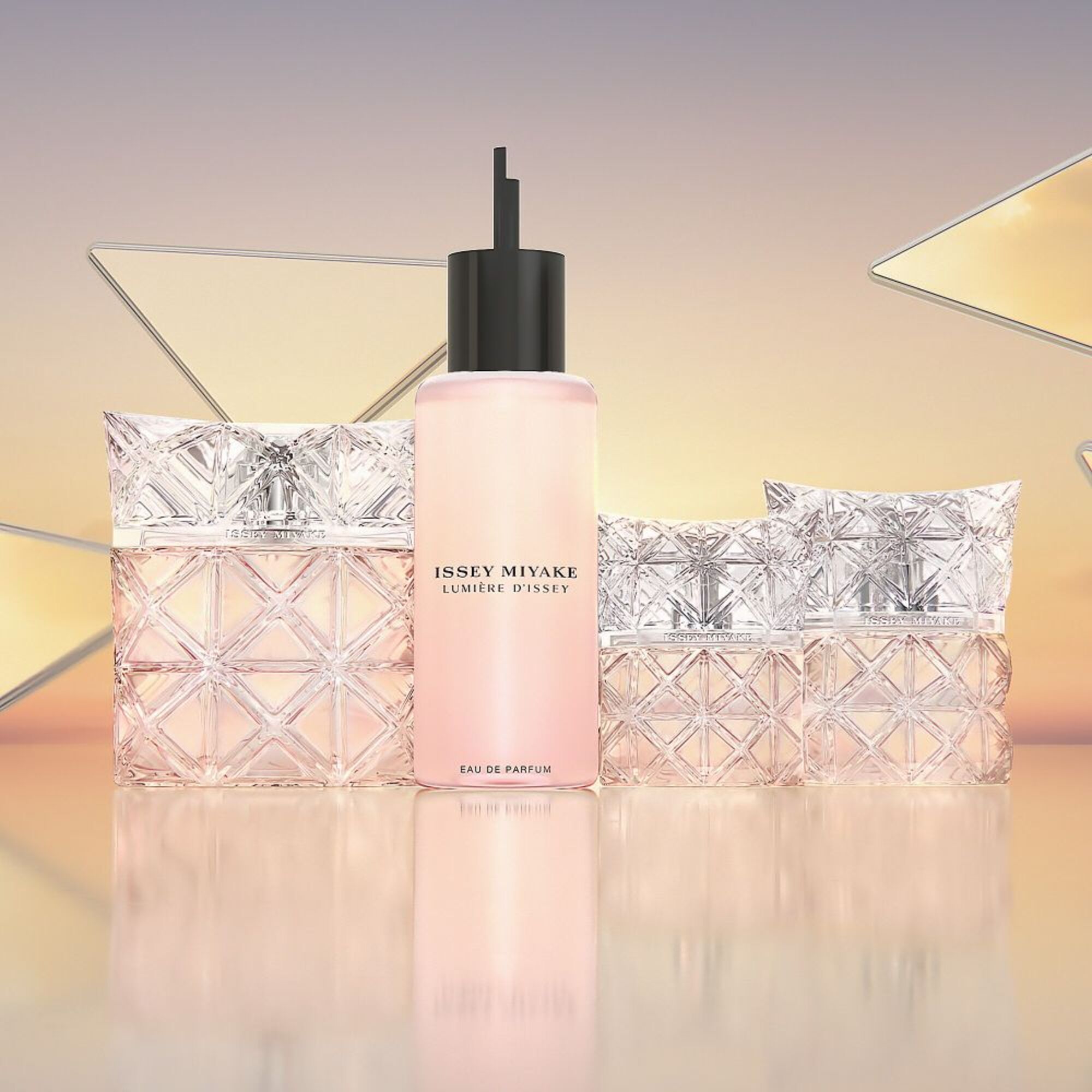 150 ML Issey Miyake LUMIÈRE D'ISSEY MIYAKE LUMIÈRE D'ISSEY EDP  1 of 6 