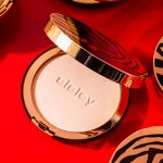  Sisley PHYTO POUDRE COMPACT Mattierender Kompaktpuder für einen strahlenden Teint  4 of 5 Mattierender Kompaktpuder für einen strahlenden Teint