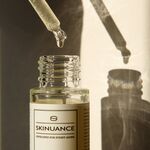 30 ML Skinuance SEREN 3-in-1 Anti-Aging Gesichtsöl 3 of 7 3-in-1 Anti-Aging Gesichtsöl