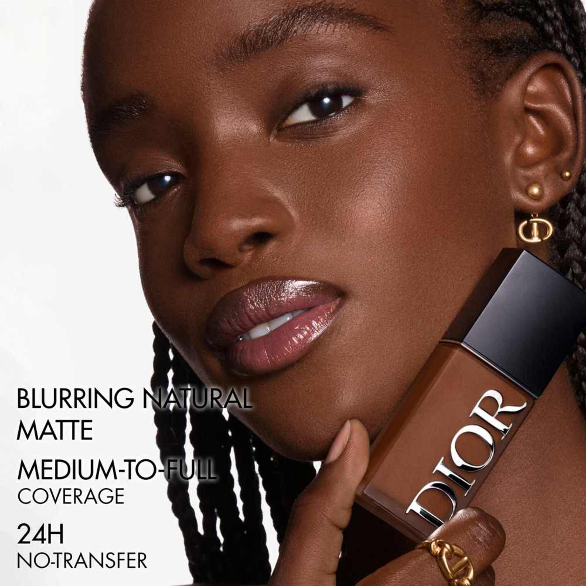 Blurring Natural Matte Foundation