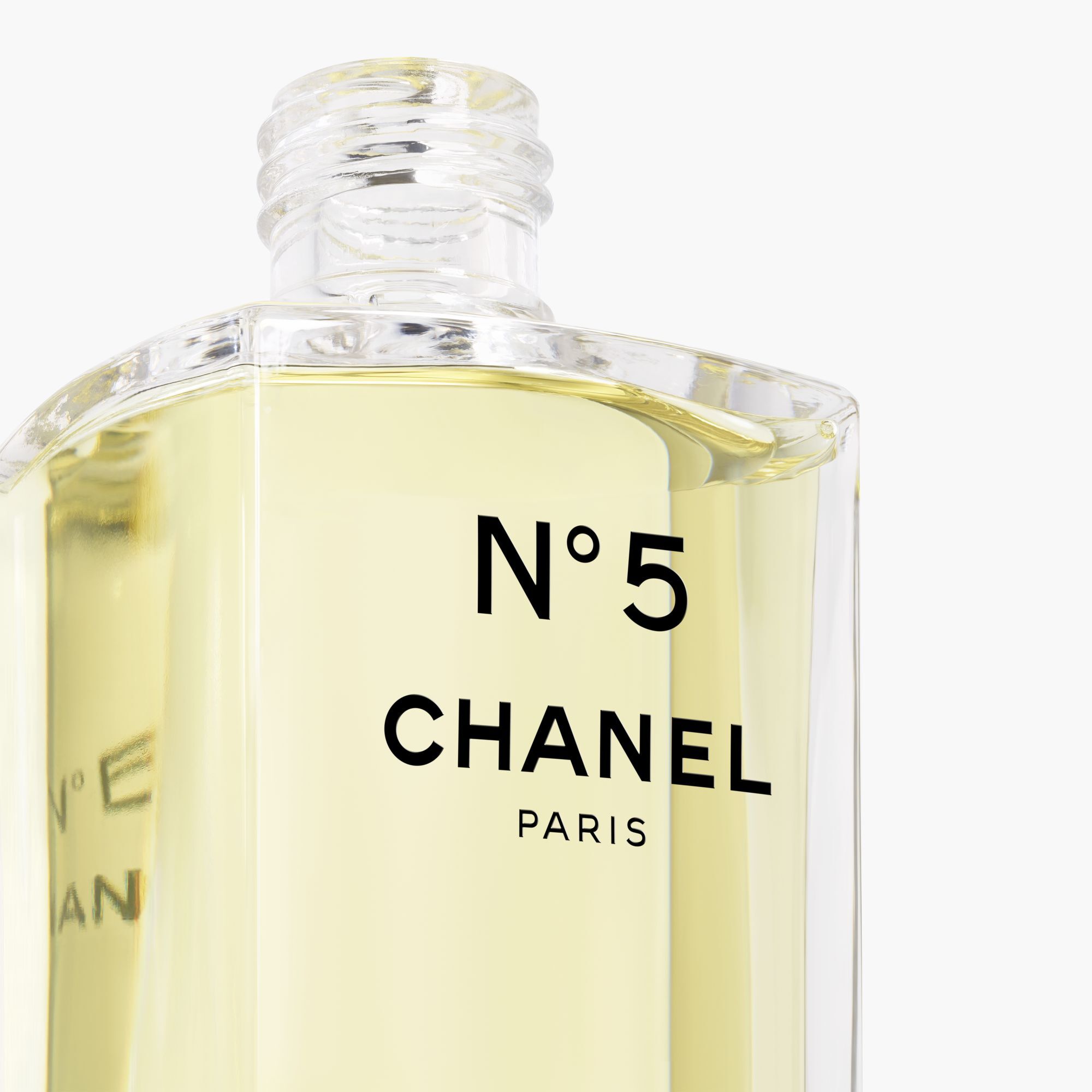 250 ML CHANEL N°5 CC N°5 BODY OIL  2 of 2 CC N°5 BODY OIL