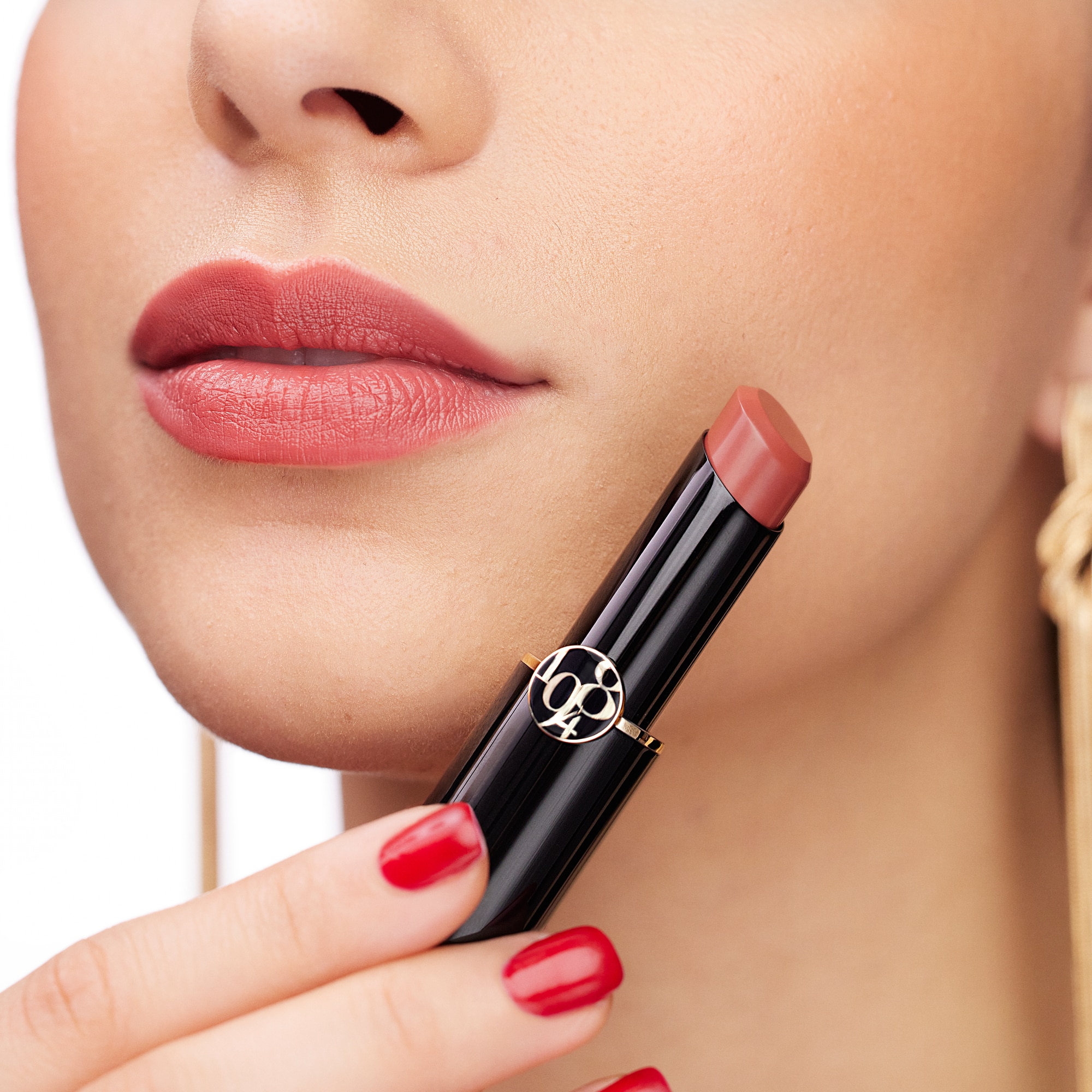 Satinierter Lippenstift