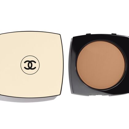 12 G CHANEL LES BEIGES Natürliches Puder - Nachfüllung 1 of 3