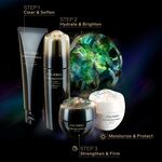 50 ML Shiseido FUTURE SOLUTION LX Future Solution LX Total Regenerating Cream (Night) 50ml 5 of 6 Future Solution LX Total Regenerating Cream (Night) 50ml