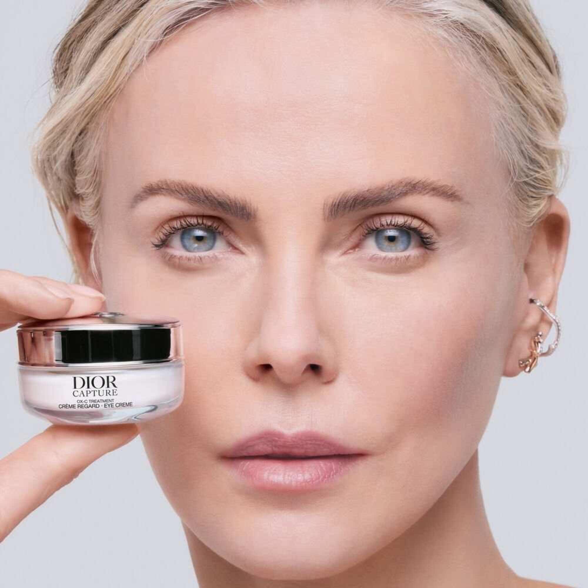 Anti-Aging-Korrektur � Augencreme gegen Augenringe, Falten, Schwellungen