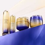 50 ML Shiseido VITAL PERFECTION Angereicherte Lifting- und Straffungs-Intensivcreme Nachfüller  4 of 4 Angereicherte Lifting- und Straffungs-Intensivcreme Nachfüller