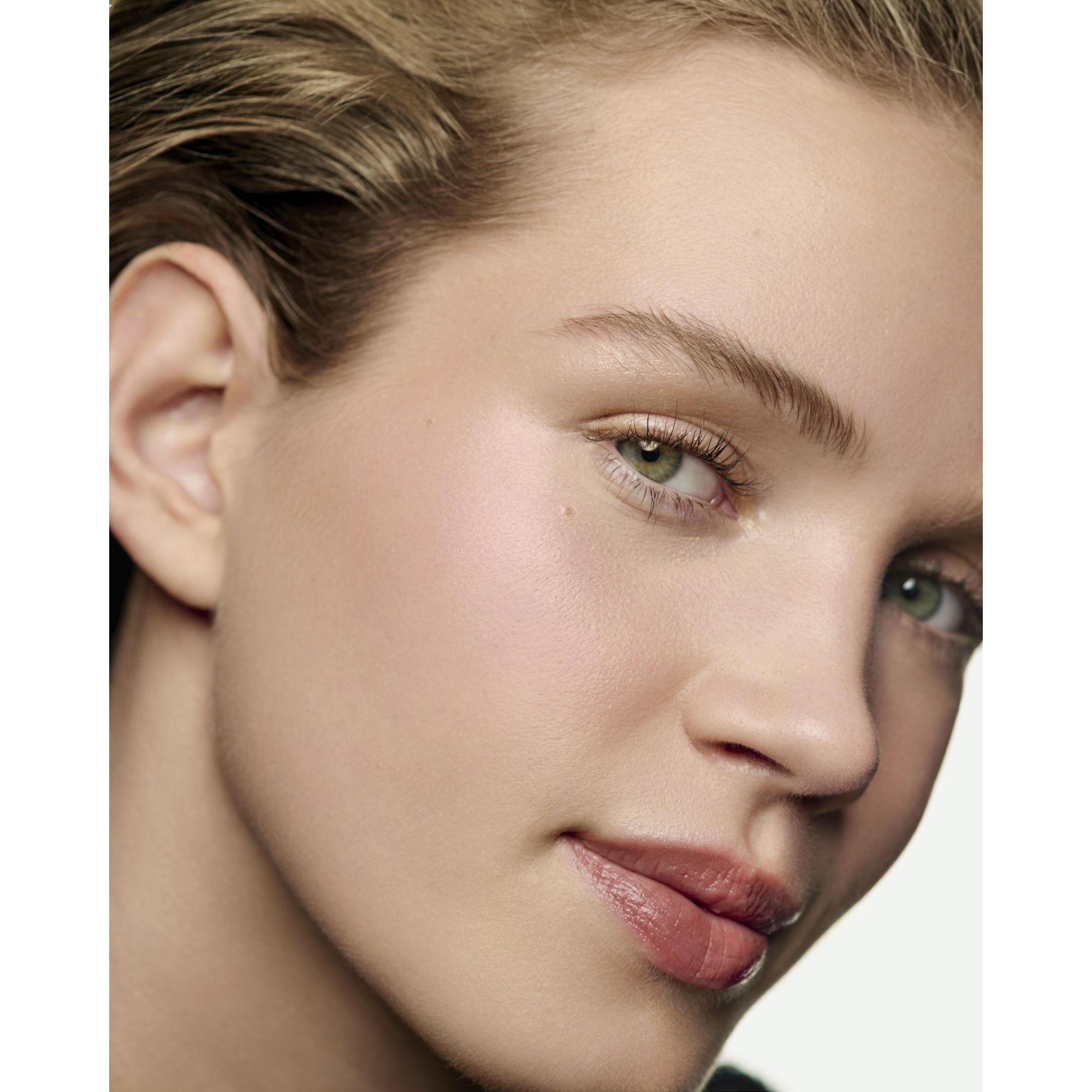  CHANEL LES BEIGES COLLECTION 26 CC HIGHL. SUMMER G  1 of 8 