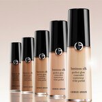 Armani Luminous Silk Multi-Purpose Glow Concealer Concealer 7 of 8 Concealer