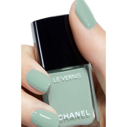 Nagellack – Farbe und Glanz mit Langem Halt