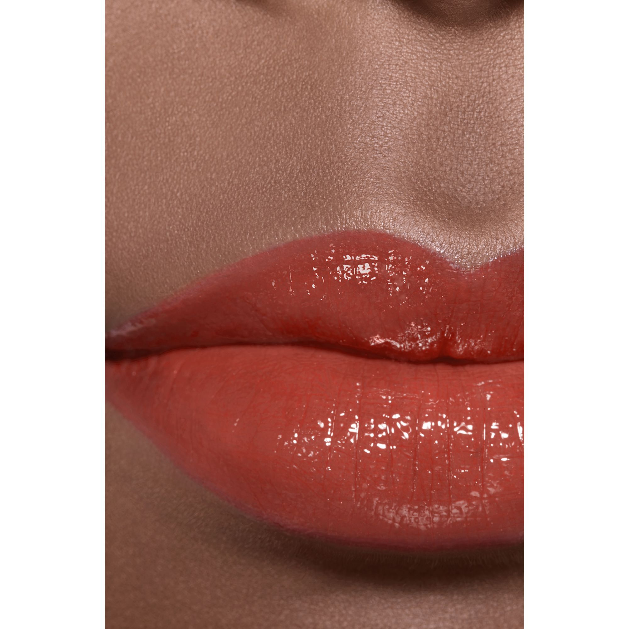 CHANEL ROUGE COCO FLASH Lippenstift 1 of 7