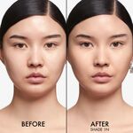 Dior FOREVER HYDRA NUDE FDT. 24 Std. natürliche Perfektion und 48 Std. Feuchtigkeitspflege Foundation 3 of 3 24 Std. natürliche Perfektion und 48 Std. Feuchtigkeitspflege Foundation