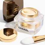 50 G CHANEL SUBLIMAGE Die Ultimative Maske: Regeneriert Und Stärkt 3 of 5 Die Ultimative Maske: Regeneriert Und Stärkt