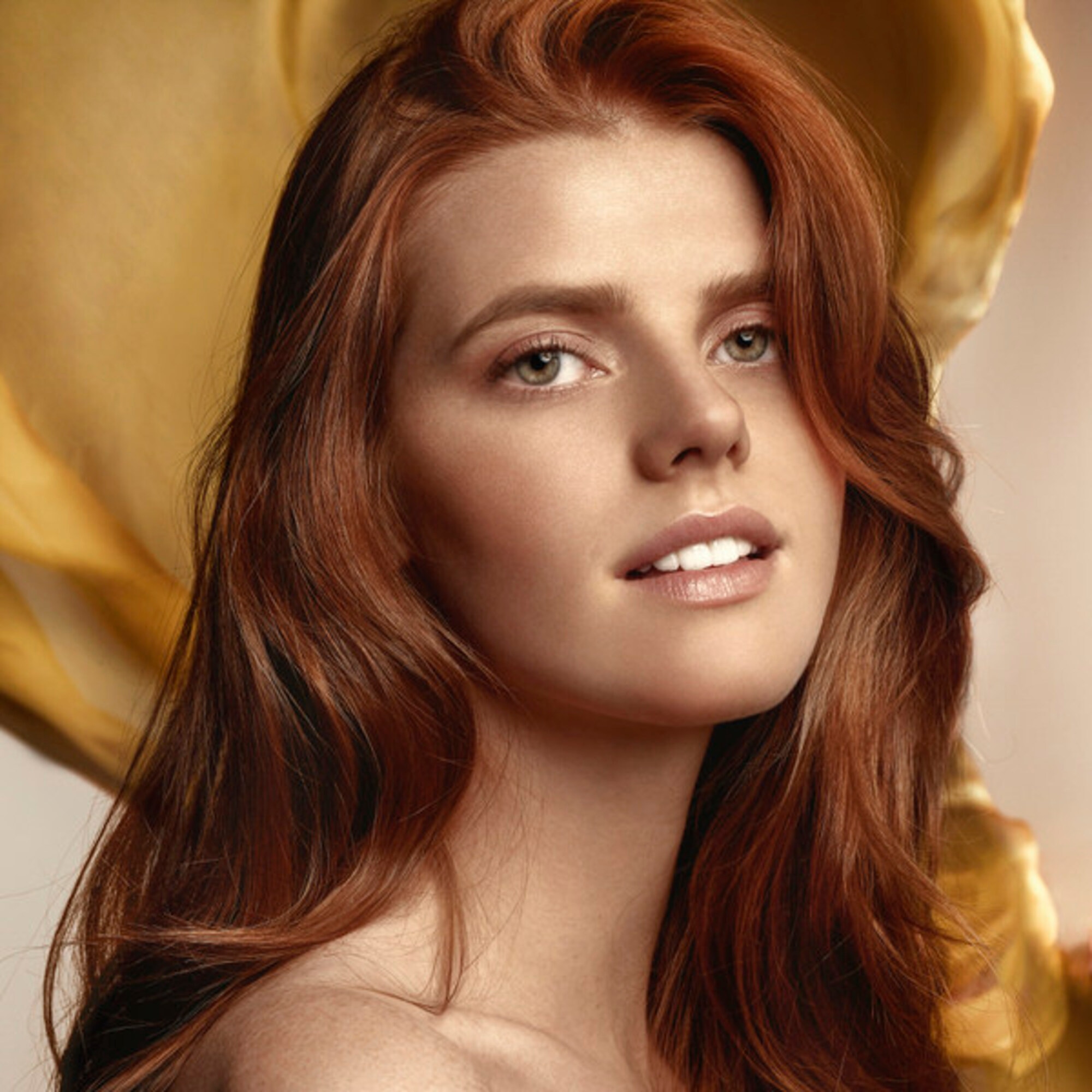 Getönter Sonnenstick mit sehr hohem Lichtschutzfaktor