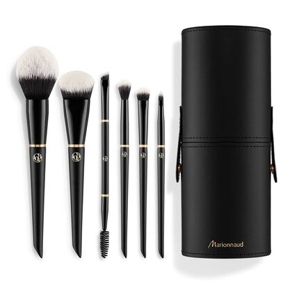 6 Stück/e Marionnaud Make-up Pinsel Set, Marionnaud Pinselset, Pinsel Etui, Complexion Pinsel, Eyeliner & Brauenpinsel, Crease Brush, Shader Pinsel, Lippenpinsel, synthetische Pinsel, Marionnaud Make-up Set Das Pinseletui - 6 Pinsel - Teint 1 of 1