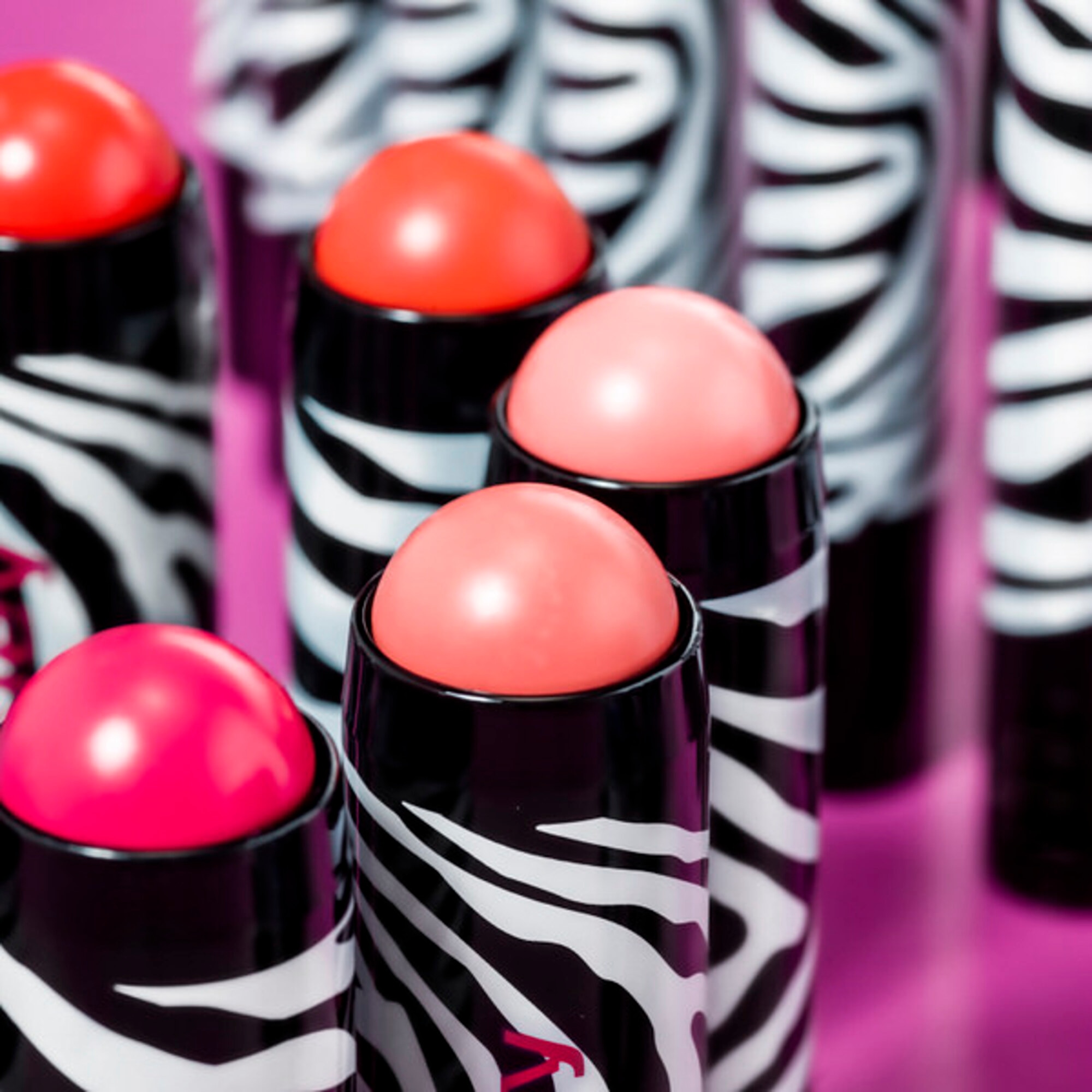 Creme-Blush-Stift für langanhaltendes, pudriges Finish