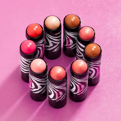 Creme-Blush-Stift für ein langanhaltendes pudriges Finish