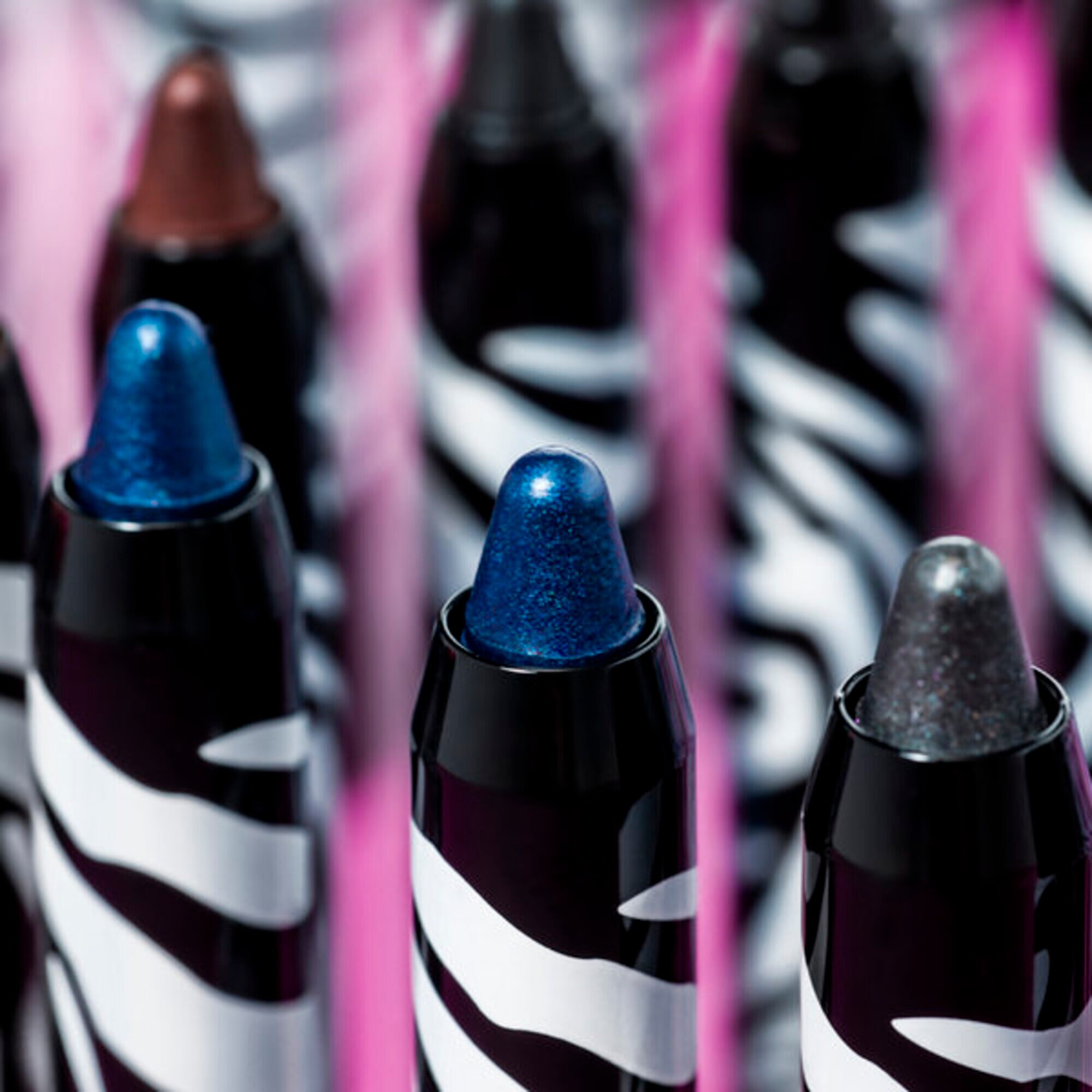 Lidschattenstift – langanhaltend, wasserfest