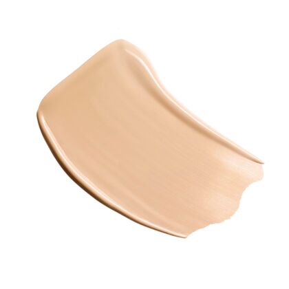 FOUNDATION MIT WEICHZEICHNEREFFEKT. SAMTIG-MATTES FINISH.