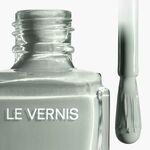 13 ML CHANEL LE VERNIS Nagellack mit langem Halt  2 of 3 Nagellack mit langem Halt