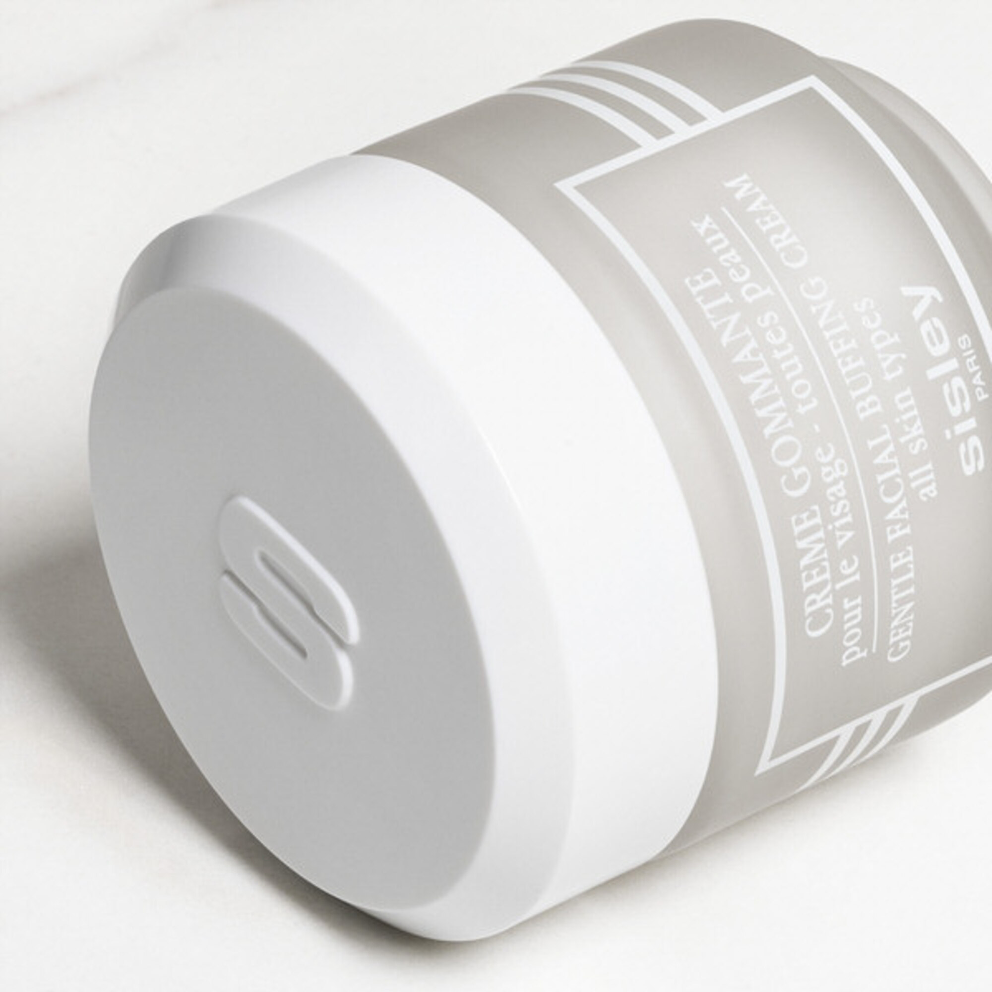 Cremepeeling für das Gesicht