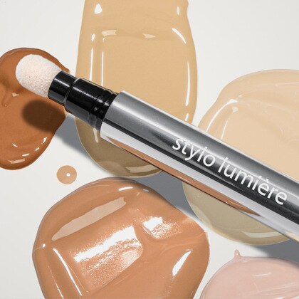  Sisley STYLO LUMIÈRE Leuchtkraft verstärkender Highlighter-Stift  1 of 4 