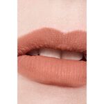CHANEL ROUGE ALLURE LIQUID VELVET Der Intensive Matte Fluid-Lippenstift mit Ultra-Langem Halt 4 of 6 Der Intensive Matte Fluid-Lippenstift mit Ultra-Langem Halt