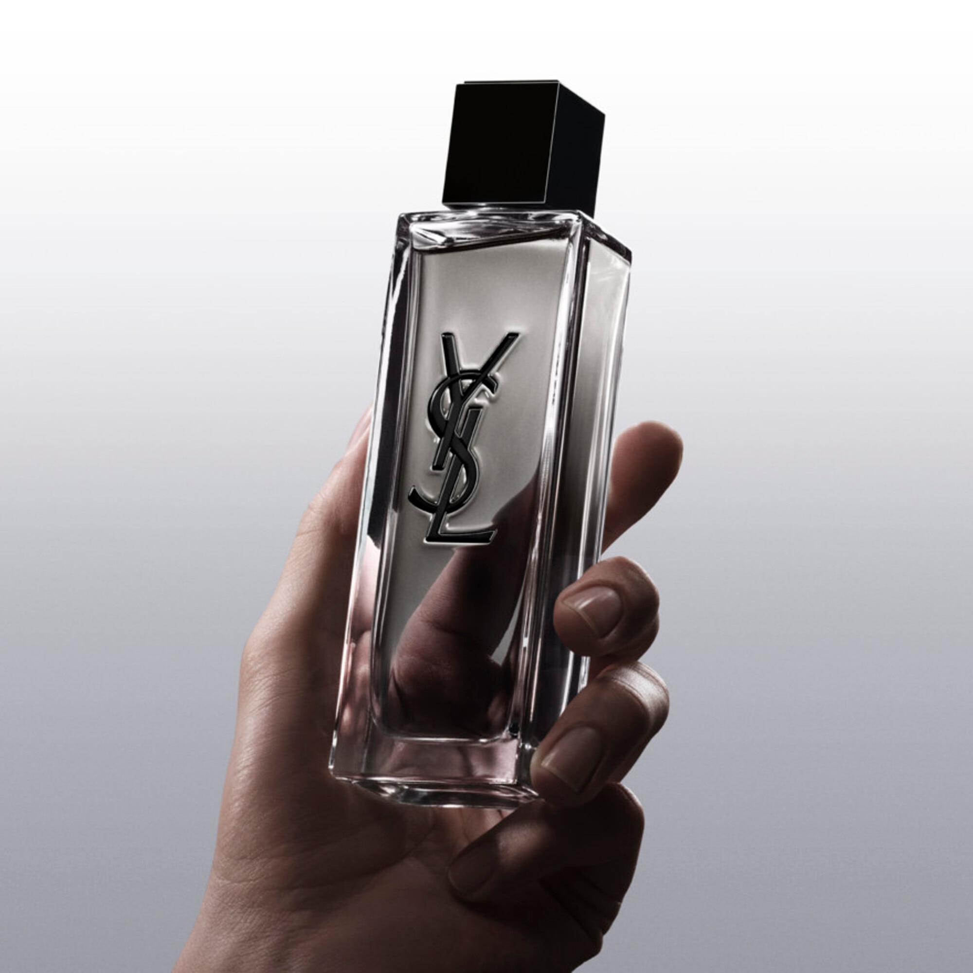 40 ML Yves Saint Laurent MYSLF Eau de Toilette Intense 5 of 9 Eau de Toilette Intense