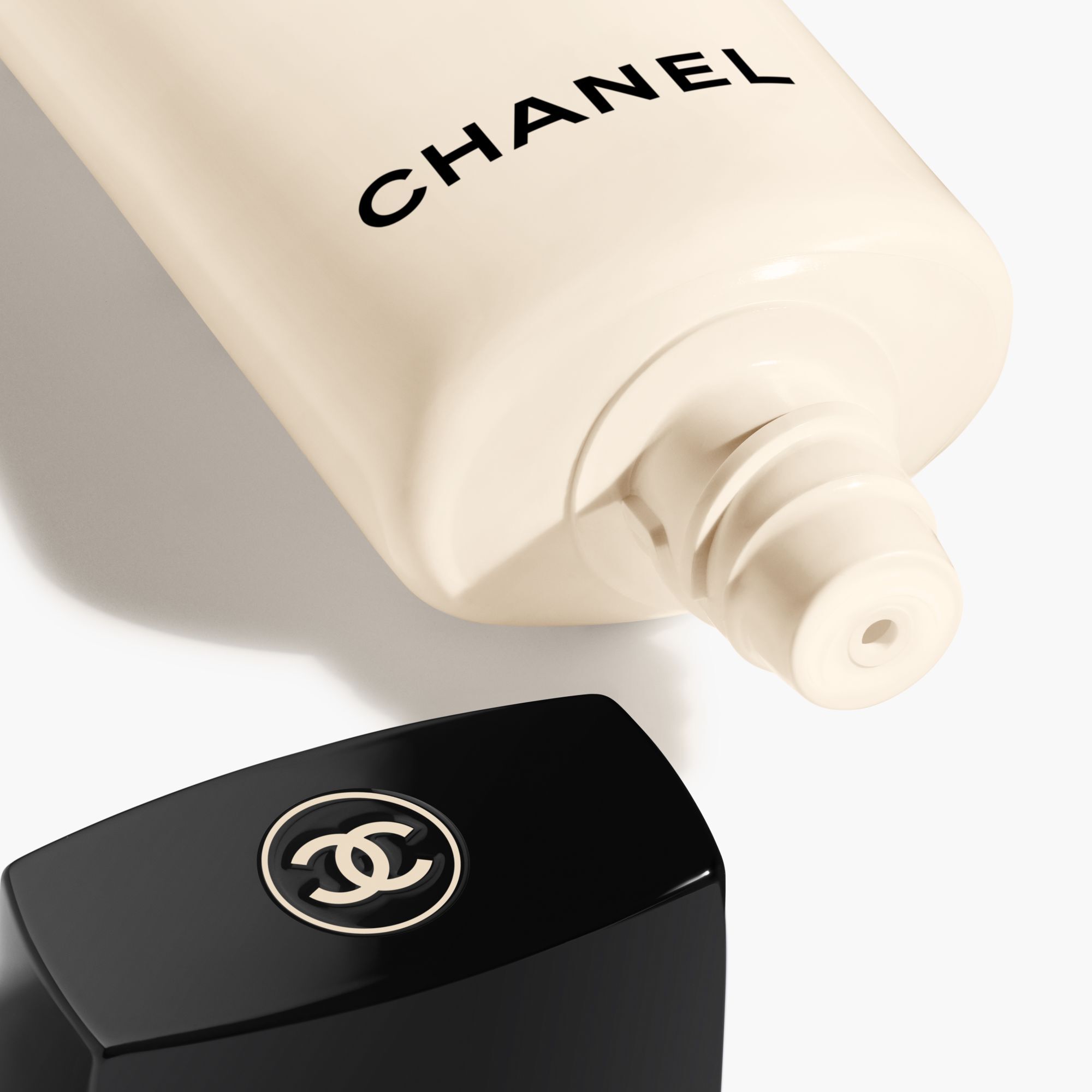 CHANEL LES BEIGES COLLECTION 26 CC BLUSH NECTAR LE 1 of 8