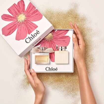 50 ML Chloé SIGNATURE Weihanchtsset  1 of 4 