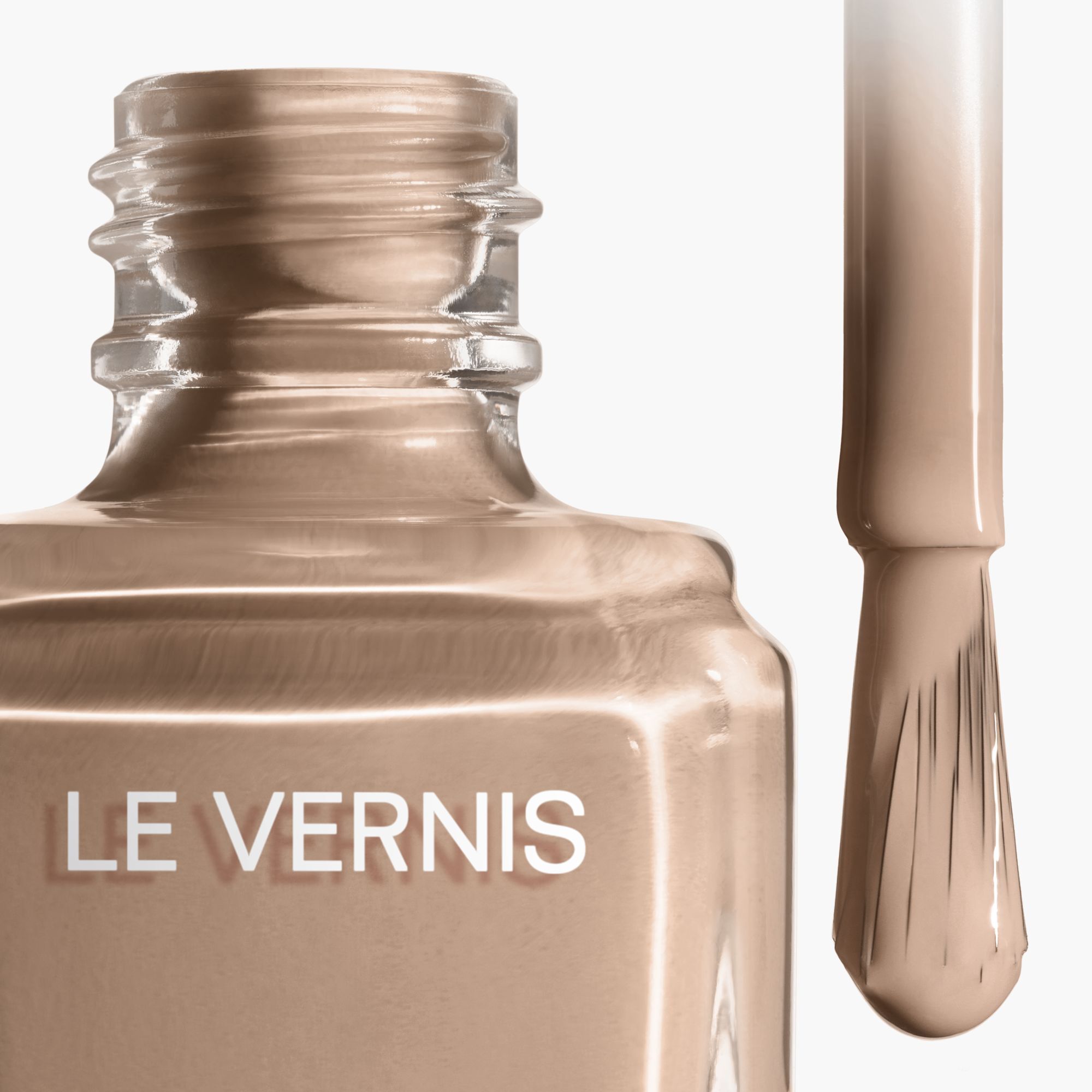 CHANEL LE VERNIS Nagellack 1 of 6