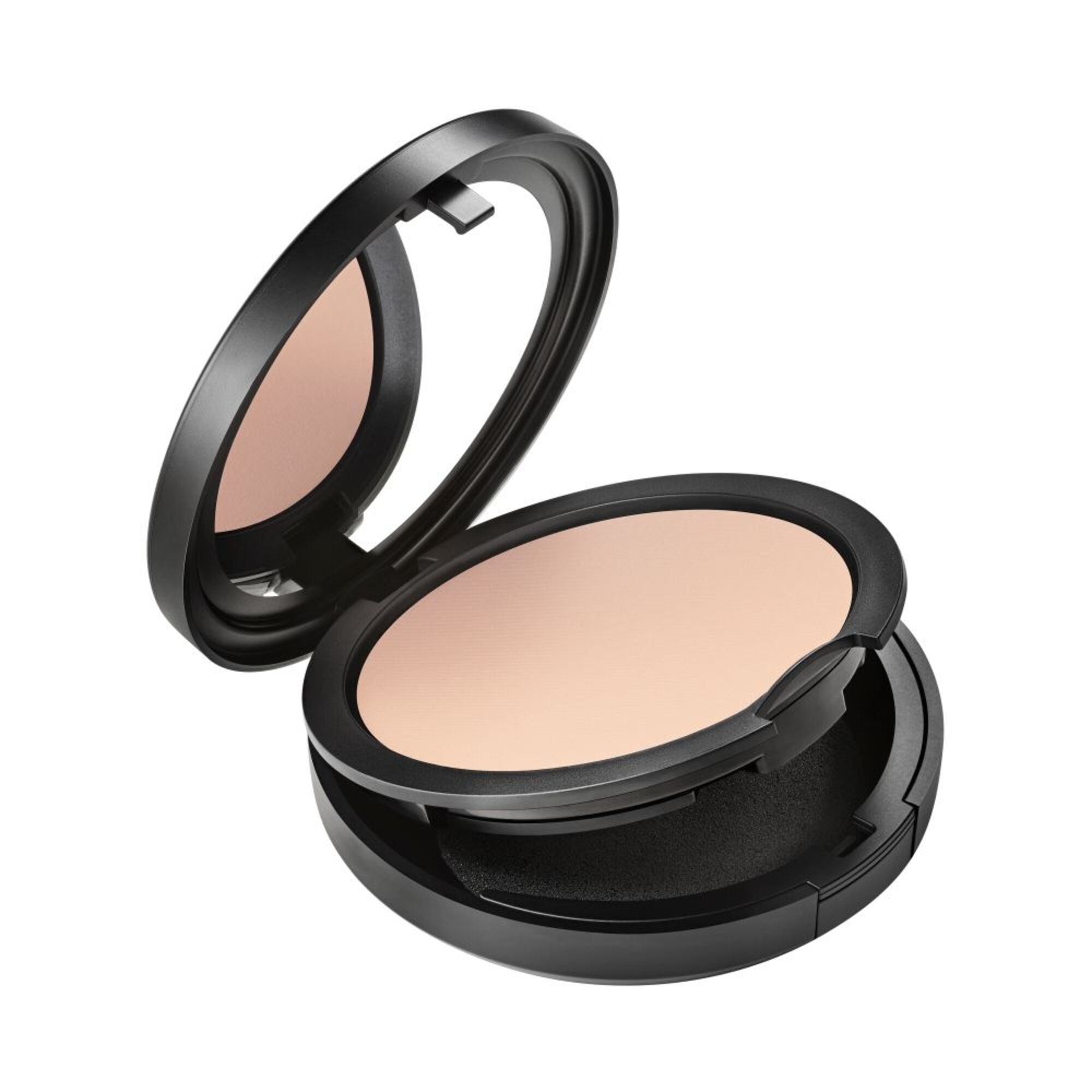 MAC STUDIO FIX Foundation 1 of 3 Foundation