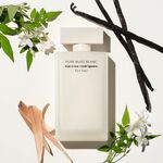30 ML Narciso Rodriguez FOR HER Musc Blanc Eau de Parfum Intense  3 of 5 Musc Blanc Eau de Parfum Intense