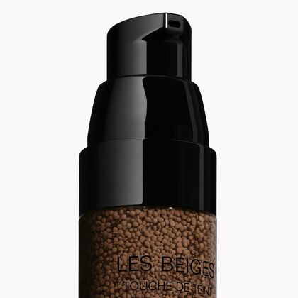 Vielseitiges Make-up mit Mikrokapsel-Pigmenten