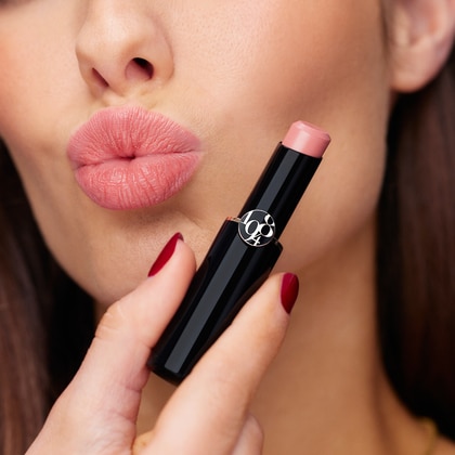 Satinierter Lippenstift