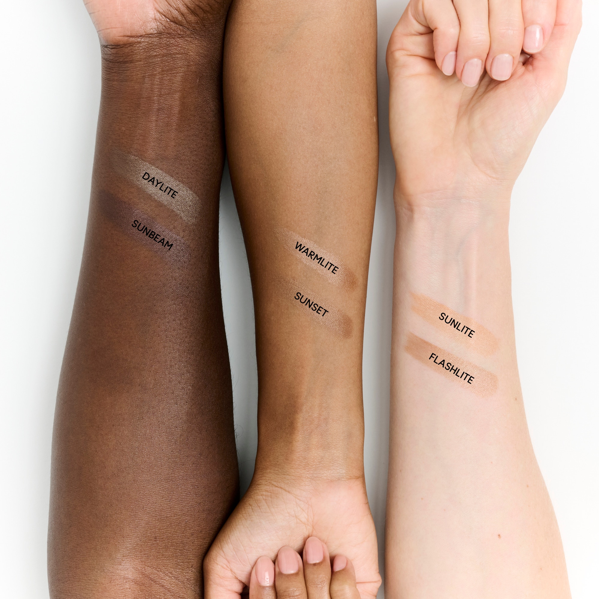 MAC BEAM LIQUID BRONZELIGHTER Highlighter 1 of 5