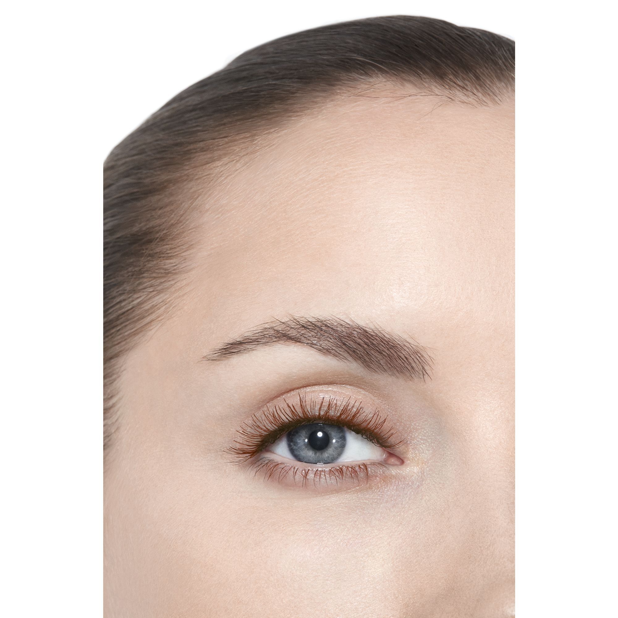 CHANEL LES BEIGES MASCARA Mascara 1 of 8