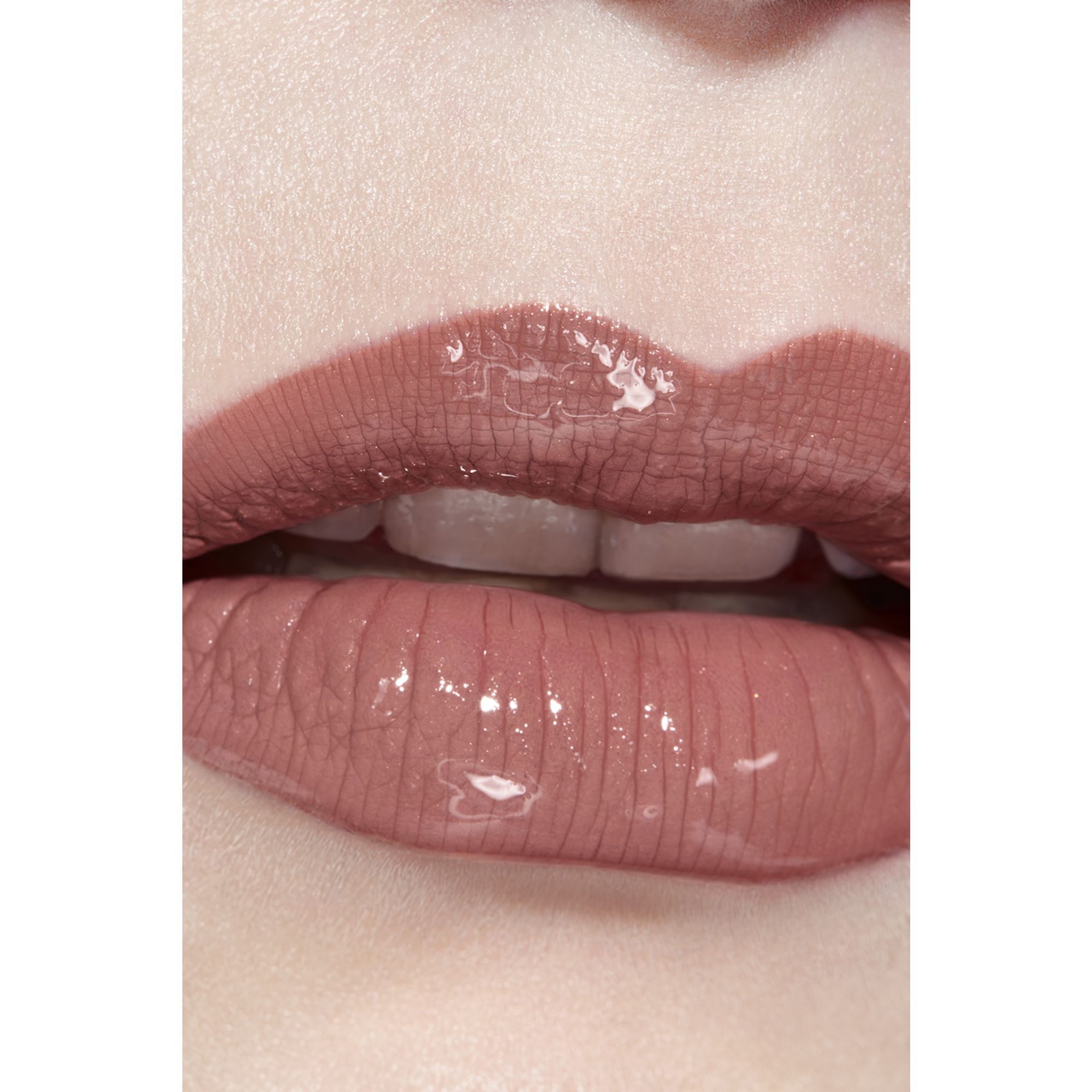  CHANEL LE ROUGE DUO ULTRA TENUE Lipgloss  4 of 6 Lipgloss