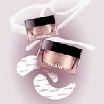 25 ML CHANEL LE LIFT Glättet – festigt – Straffungseffekt  3 of 5 Glättet – festigt – Straffungseffekt